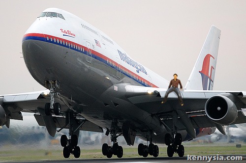 sit-on-plane